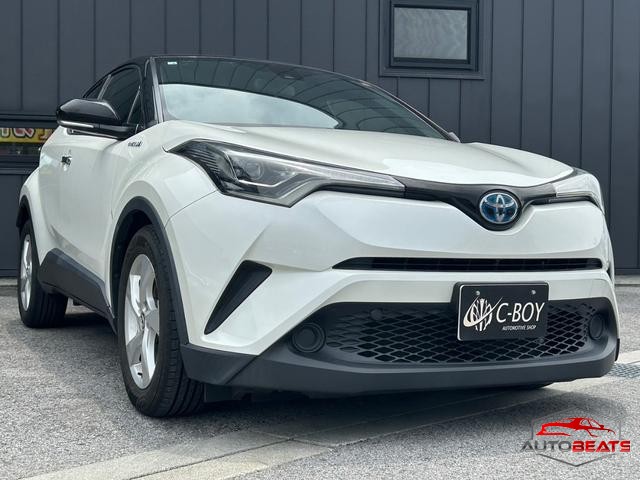 2017 TOYOTA C-HR S LED EDITION (PEARL)