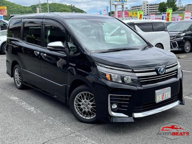 2017 TOYOTA VOXY HYBRID ZS KIRAMEKI II (BLACK M)