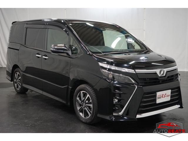 2018 TOYOTA VOXY ZS KIRAMEKI (BLACK)