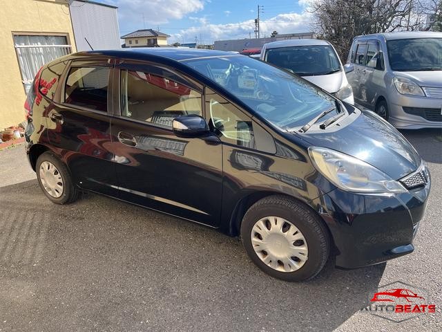 2013 HONDA FIT 13G (BLACK M)