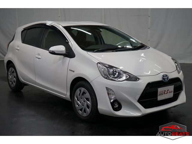 2016 TOYOTA AQUA G (PEARL WHITE)