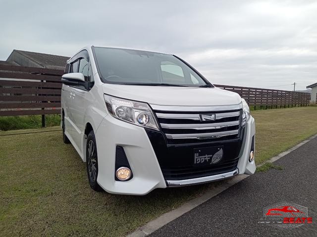 2017 TOYOTA NOAH SI (WHITE M)