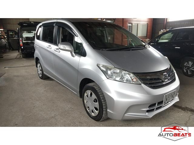2013 HONDA FREED G JUST SELECTION (SILVER)