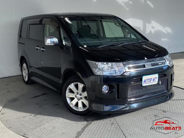 2013 MITSUBISHI DELICA D:5 ROADEST G POWER PACKAGE (BLACK)