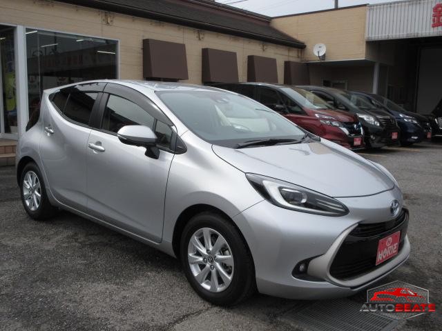 2022 TOYOTA AQUA Z (SILVER M)