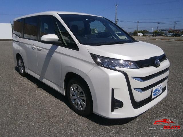 2022 TOYOTA NOAH X (PEARL)