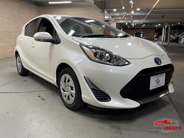 2020 TOYOTA AQUA S (PEARL WHITE)