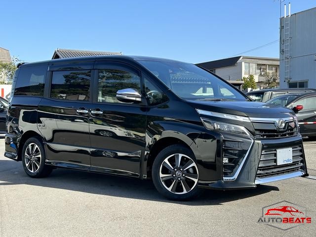 2018 TOYOTA VOXY ZS KIRAMEKI (BLACK)