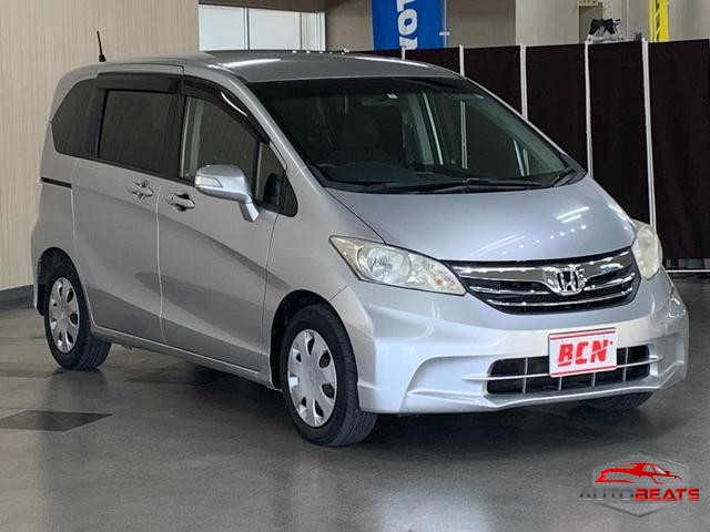 2013 HONDA FREED G JUST SELECTION (SILVER)