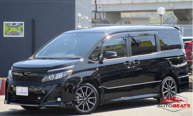 2017 TOYOTA VOXY ZS GR SPORT (BLACK)