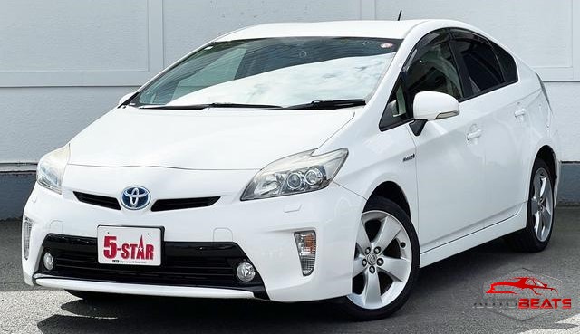 2012 TOYOTA PRIUS S TOURING SELECTION (WHITE)