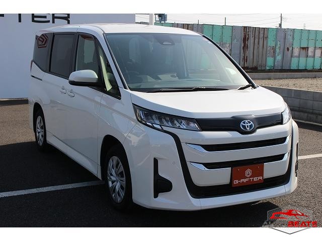 2022 TOYOTA NOAH HYBRID X (WHITE)
