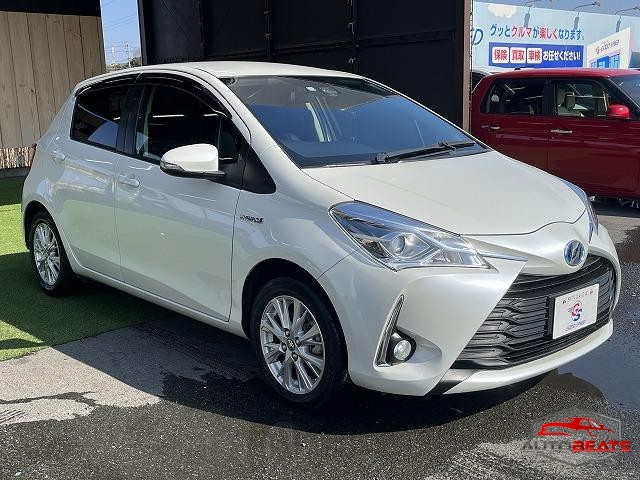 2017 TOYOTA VITZ HYBRID U