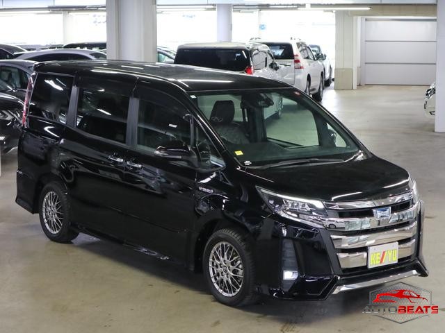 2018 TOYOTA NOAH HYBRID SI WxB (BLACK)