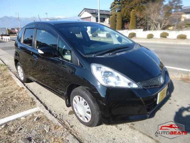 2013 HONDA FIT 13G SMART SELECTION FINESTYLE (BLACK)