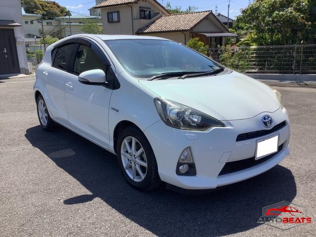 2012 TOYOTA AQUA G (PEARL)
