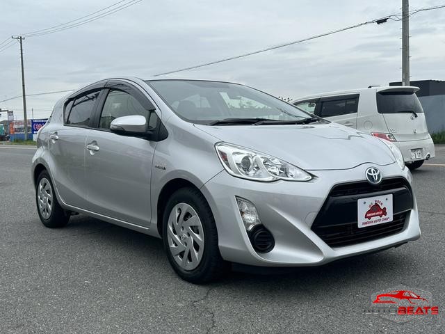 2017 TOYOTA AQUA S (SILVER M)