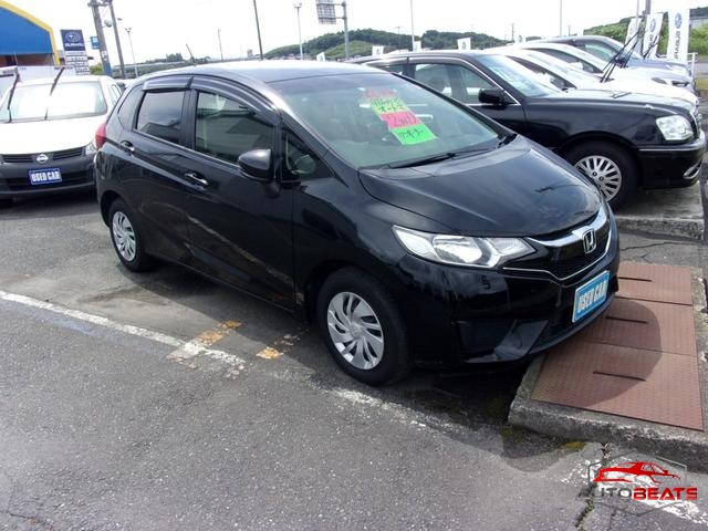 2016 HONDA FIT 13G F PACKAGE (BLACK)