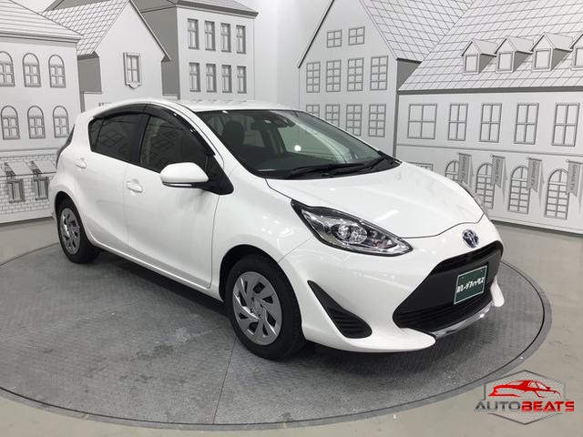 2021 TOYOTA AQUA S (WHITE)