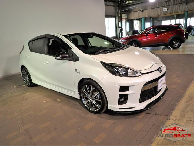 2018 TOYOTA AQUA G GR SPORT (PEARL WHITE)