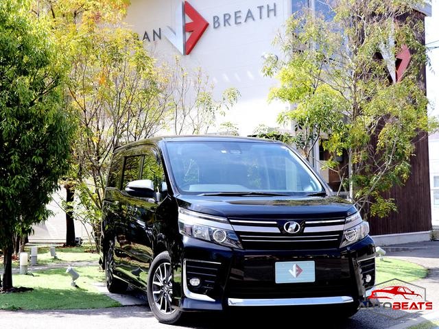 2017 TOYOTA VOXY ZS KIRAMEKI II (BLACK)