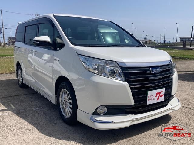 2015 TOYOTA NOAH HYBRID G (PEARL WHITE)