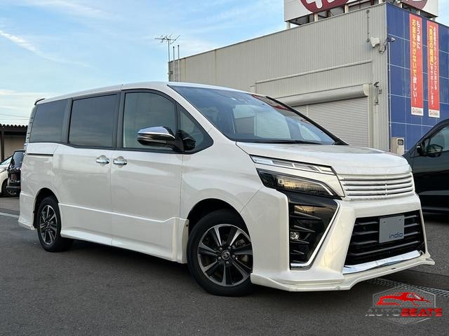 2019 TOYOTA VOXY ZS KIRAMEKI II (WHITE)