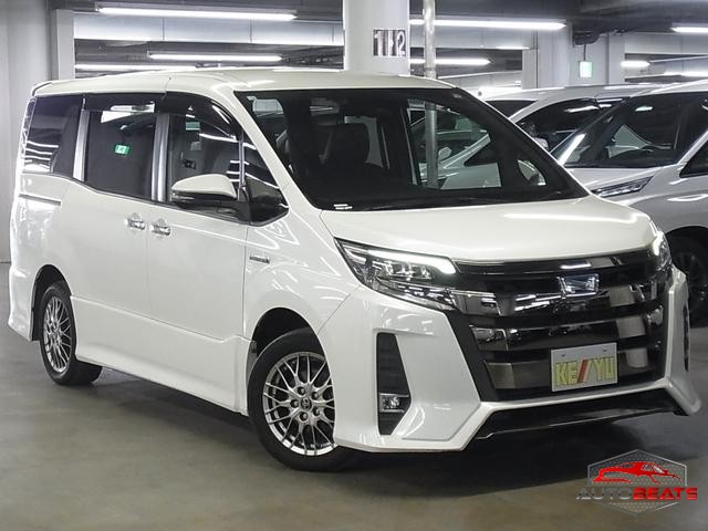 2018 TOYOTA NOAH HYBRID SI WxB (PEARL WHITE)