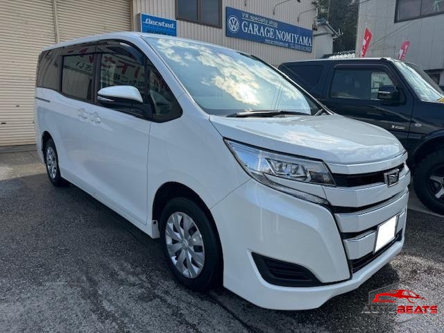 2021 TOYOTA NOAH X (PEARL)