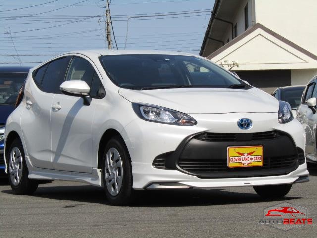 2022 TOYOTA AQUA X (PEARL WHITE)